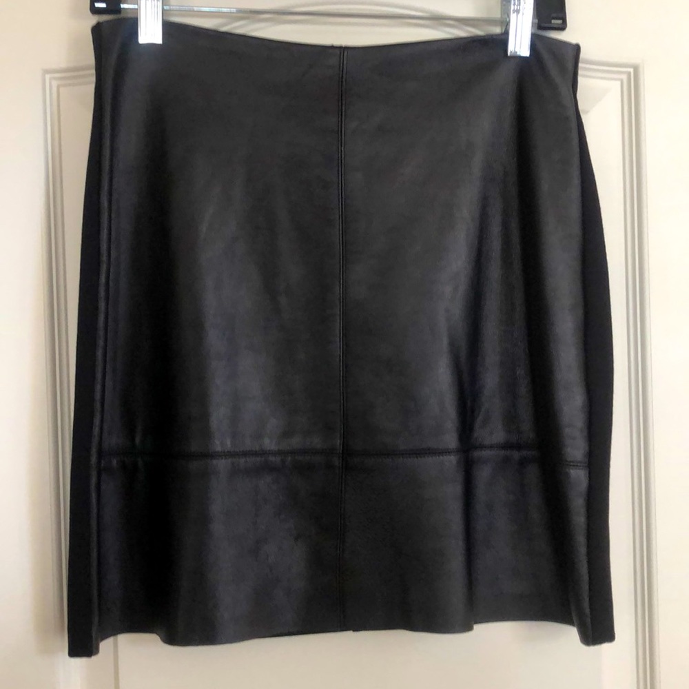 COPY - Faux leather mini skirt